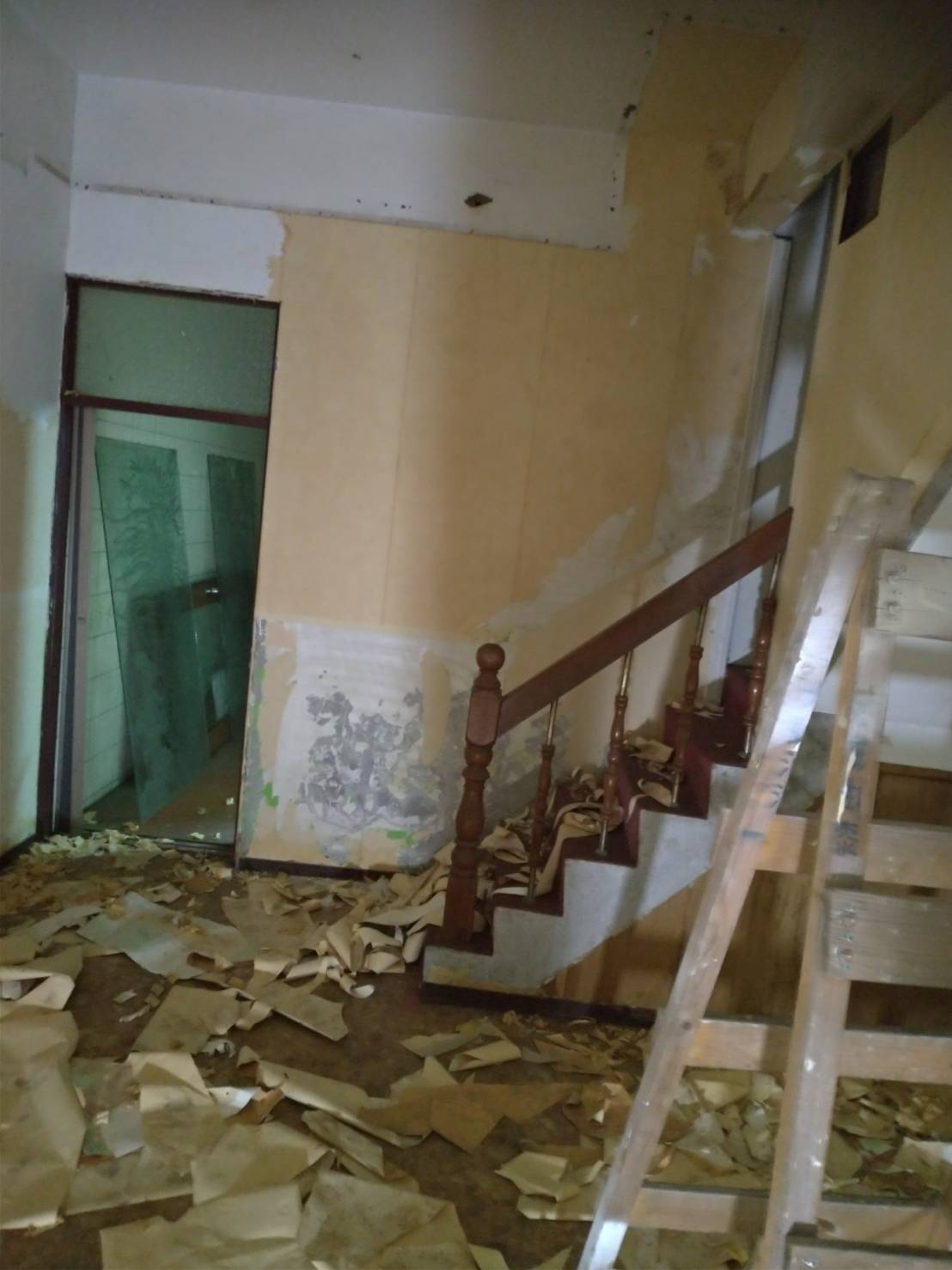 住家粉刷施工前中後