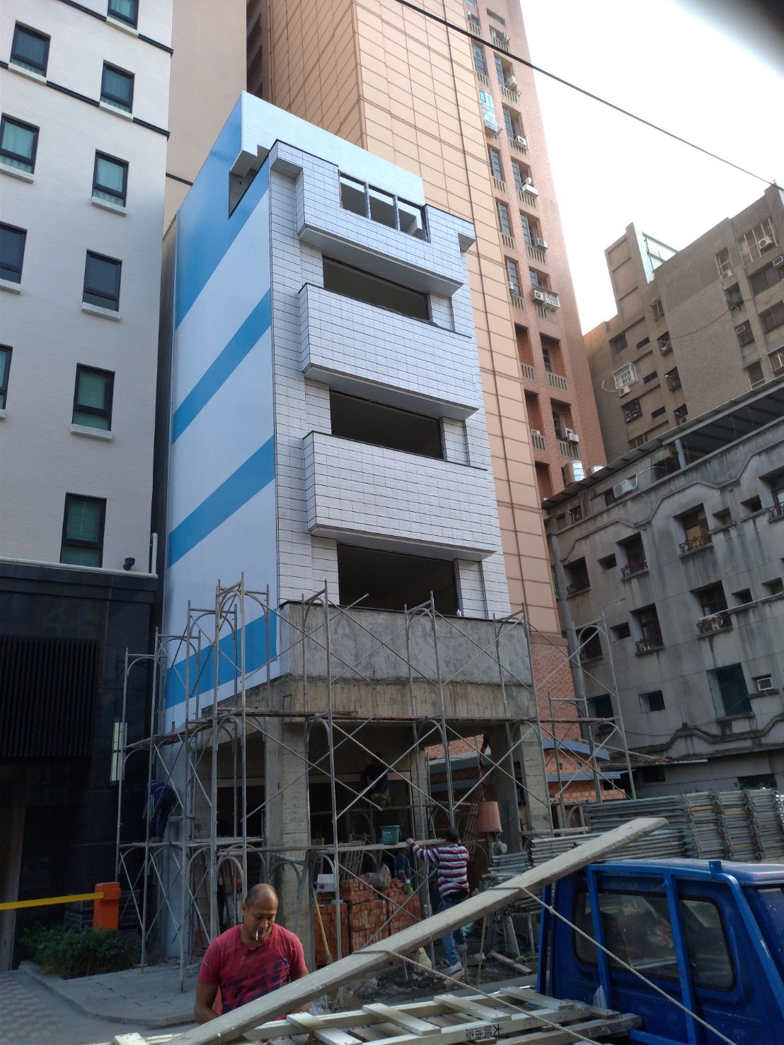 新建透天外牆油漆