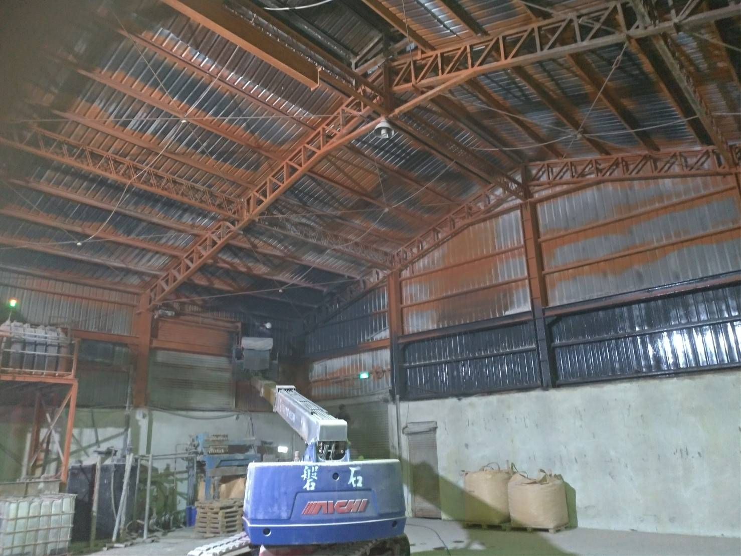 廠房除鏽、防鏽噴漆