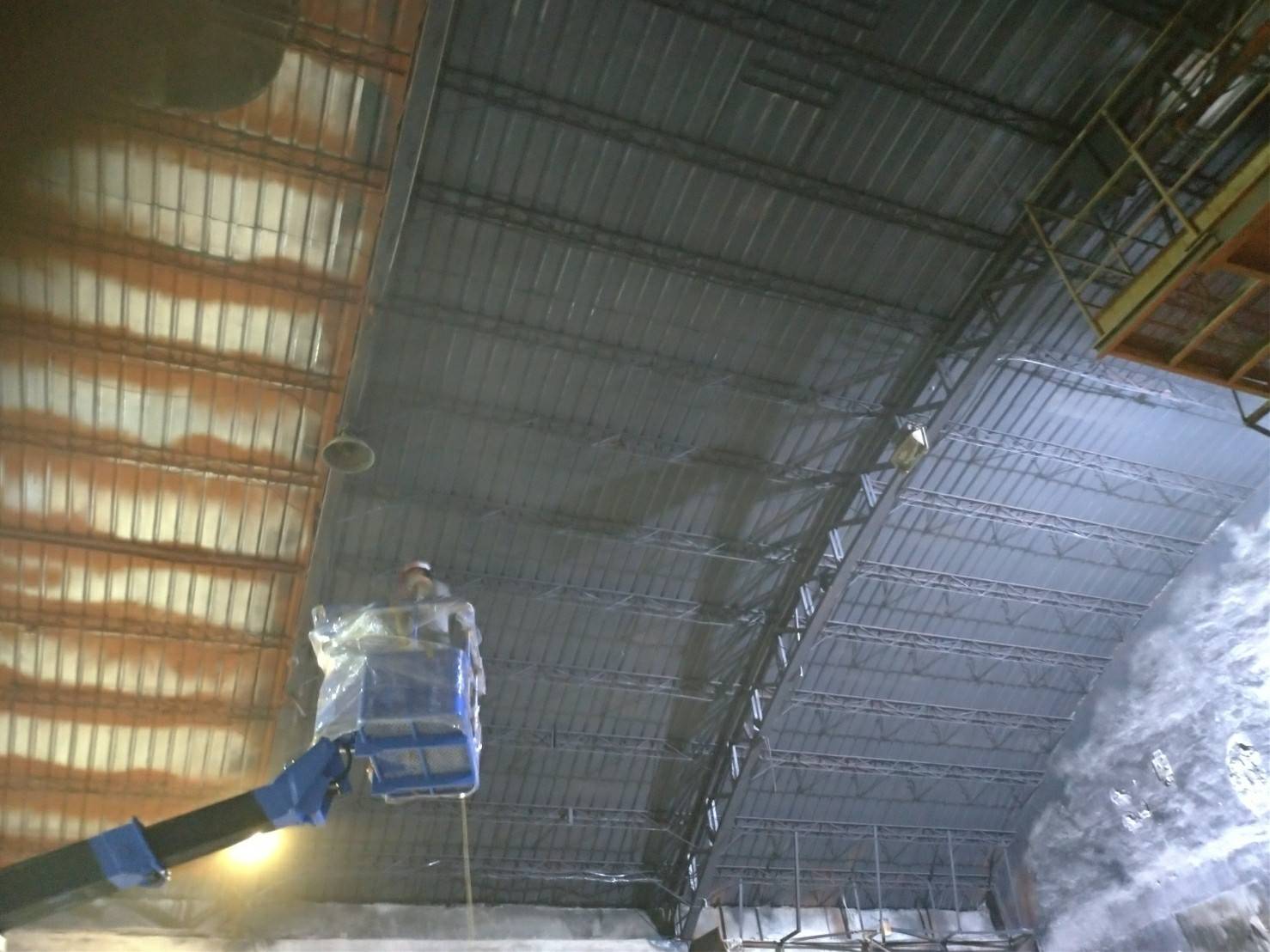 廠房除鏽、防鏽噴漆