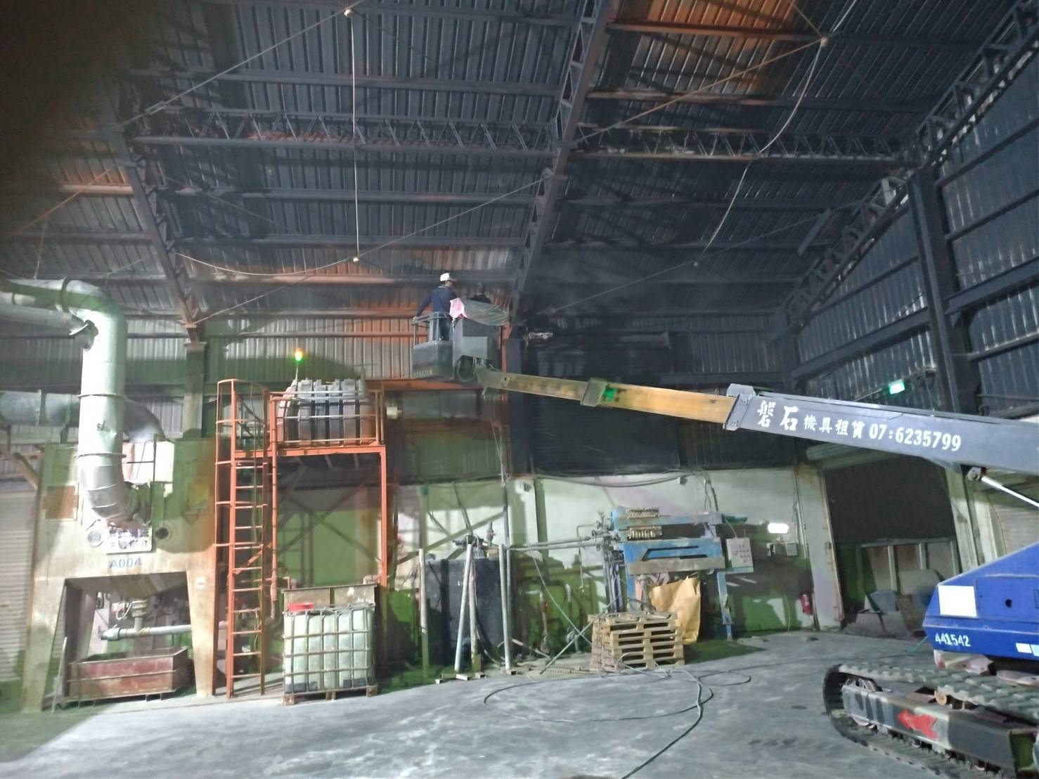 廠房除鏽、防鏽噴漆